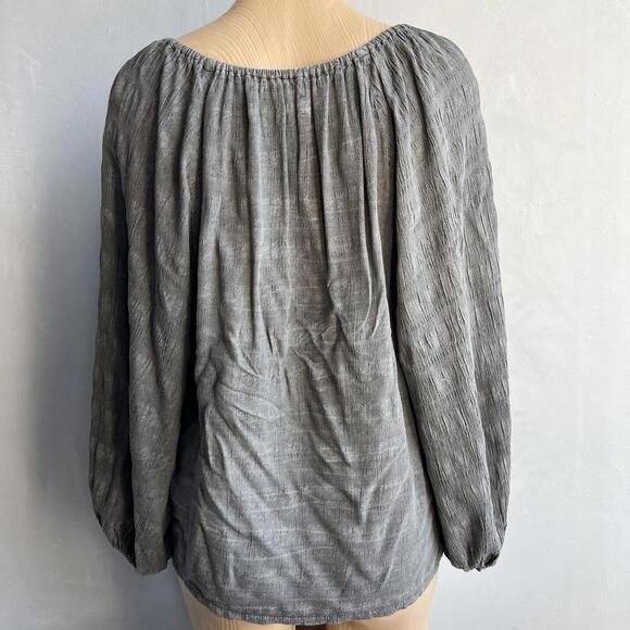 Sam and Lavi Women's Small Grey Long Sleeve Scoop Neck Button Down Blouse Top - Picture 5 of 10